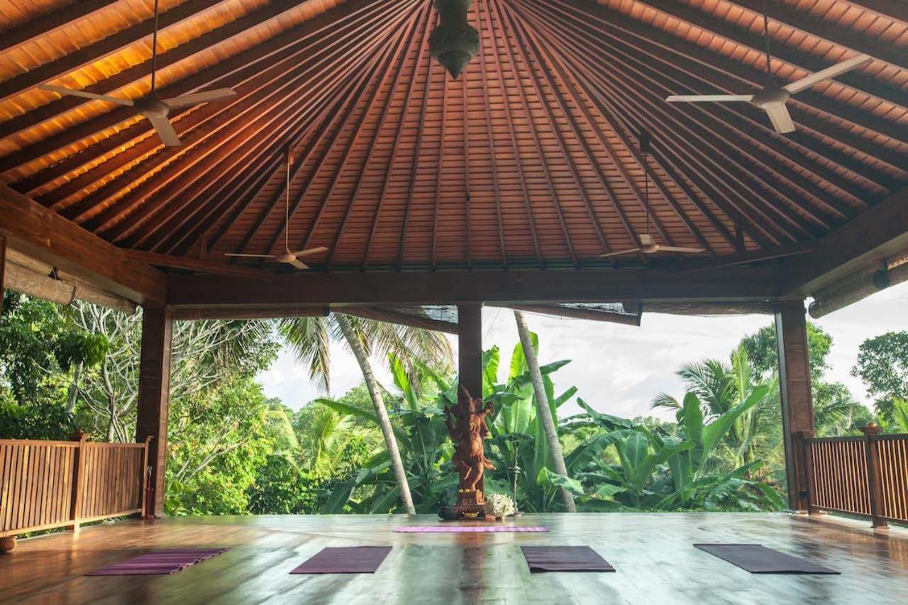 مبيت وإفطار أونا واتونا Sri Yoga Shala المظهر الخارجي الصورة